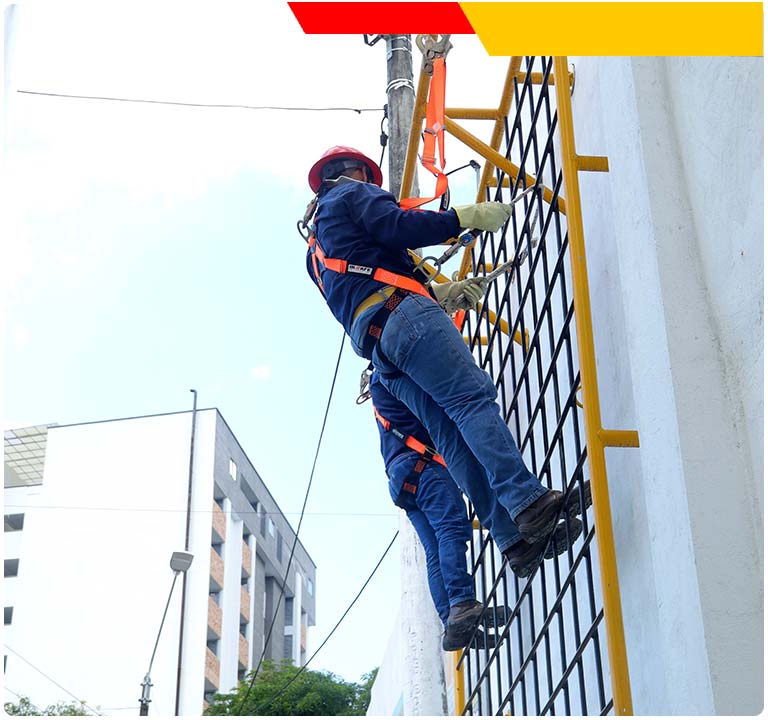 Trabajo seguro en altura - Nivel Reentrenamiento - Capacitaciones RAD